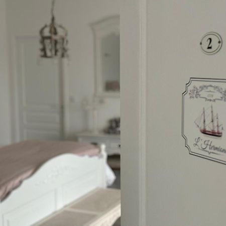 Отель Le Bonheur De L'Instant Saint-Medard-d'Aunis Экстерьер фото